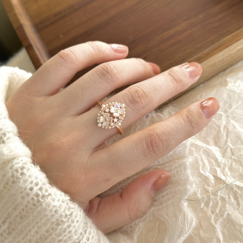 Pearl and Shell Flower Ring for Women 