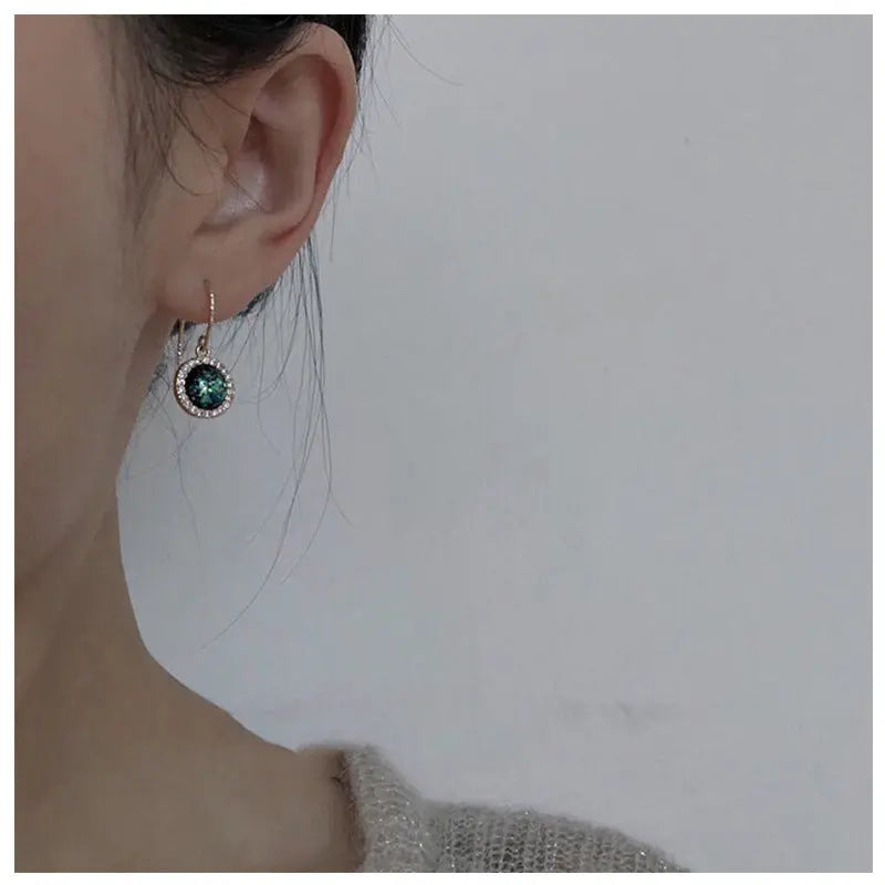  Ear Hooks 