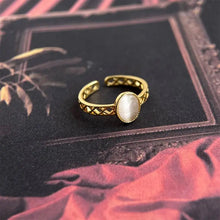 Load image into Gallery viewer, Vintage Rings, Vintage Wedding Rings